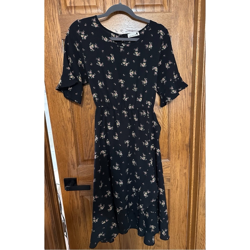 Black Floral Midi Dress, size L